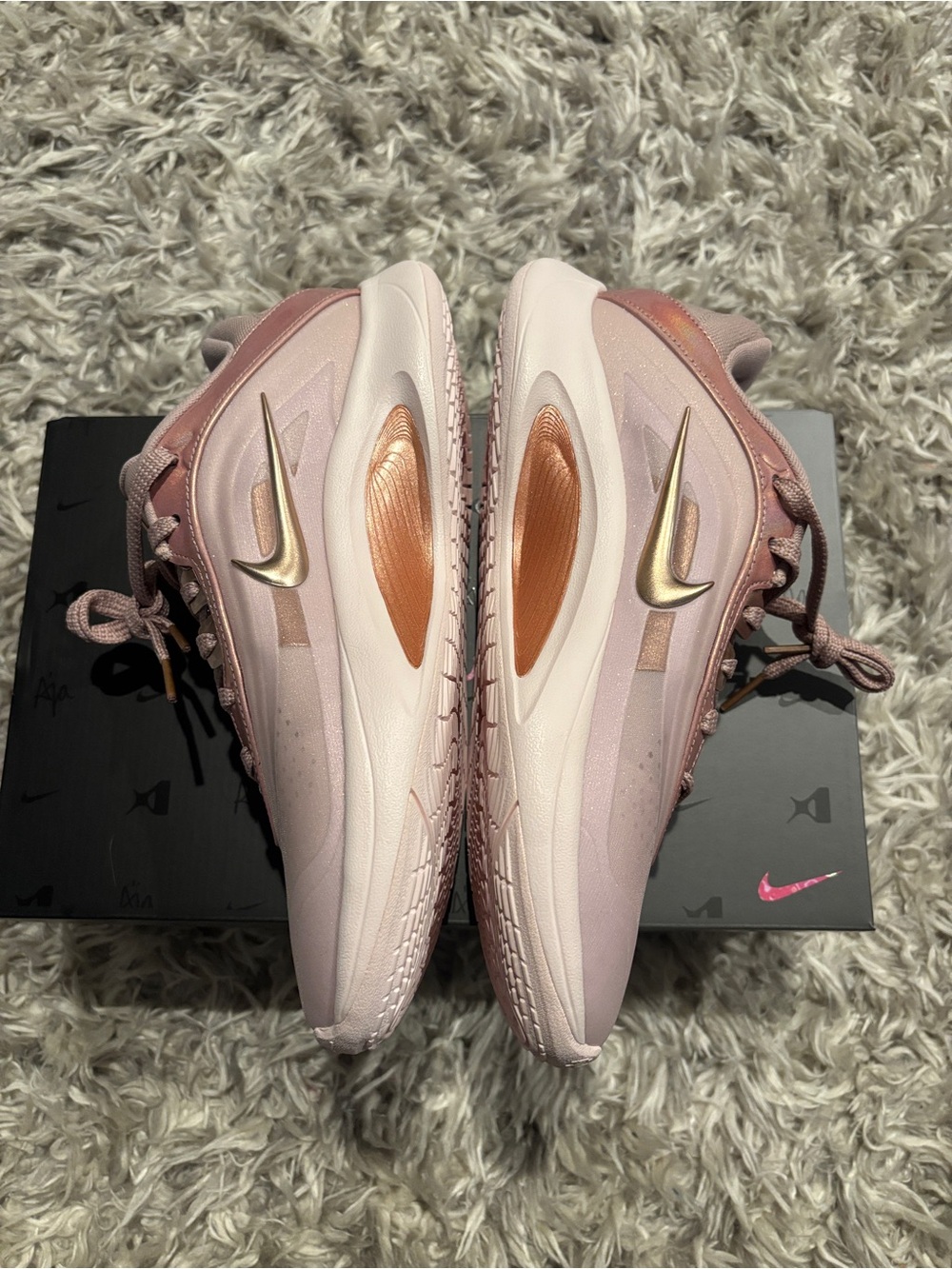 New In Box Nike A'One Aja
Wilson PE Shoes Size 7.5